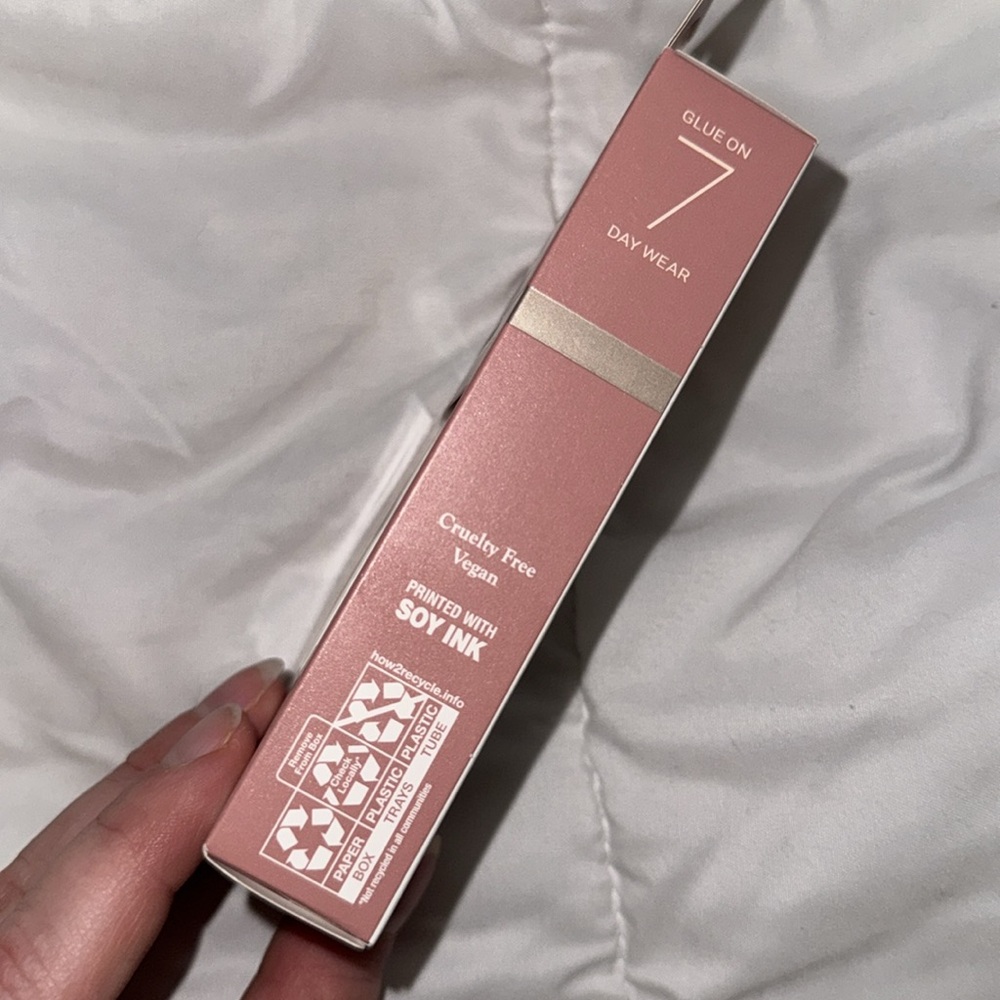 KISS Bare But Better Fake Nails - Pink
